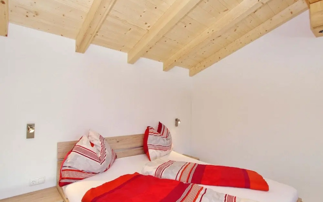 Welcoming Apartment in Hollersbach im Pinzgau near Ski Area