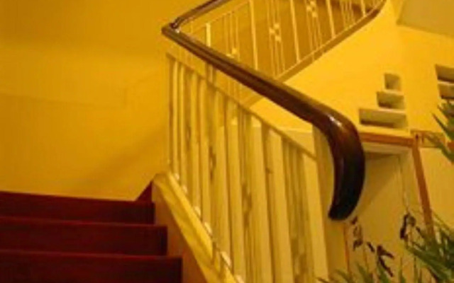 Golden River Palace Guesthouse