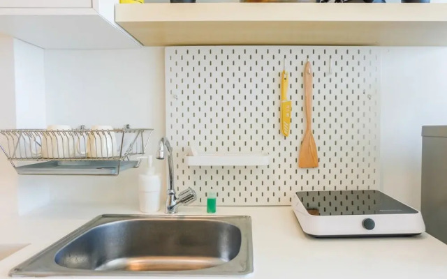 Tree Park Studio Apartment with Sofa Bed