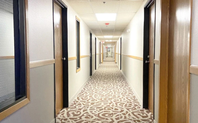 Burke Inn Motel & Suites