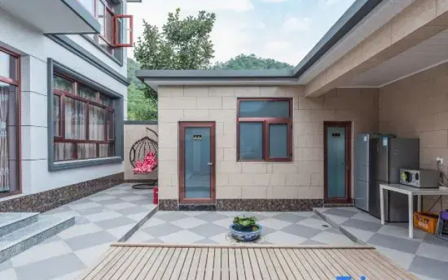 Hongjing Jiayuan Homestay
