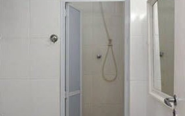 Quarto e Sala Posto 10 - RVP585-306