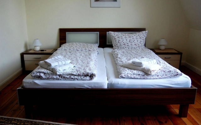 The Avalon Hotel