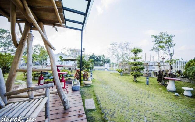 Mu Xia Beds and Breakfasts
