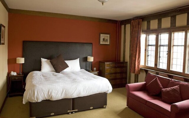 Bull Hotel