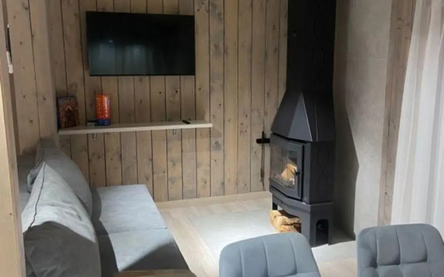 Cozy house at Y.E.S. Water Park (1B)