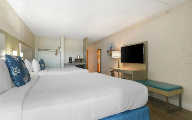 Inn on Destin Harbor, an Ascend Collection Hotel