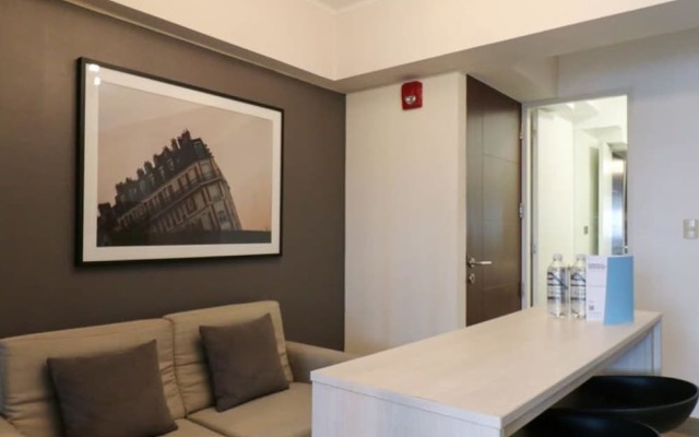Modern Loft Overlooking Estadio Luis Galdez