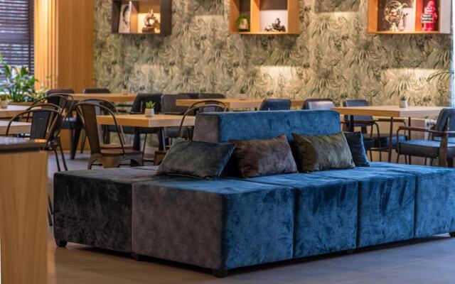 My Minga Airport Serviced Apartments