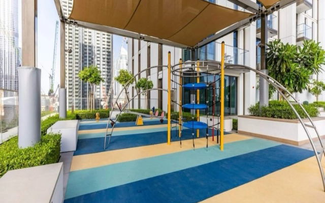 OYO HOME 1349 Burj Crown Luxury 1bed Apartment