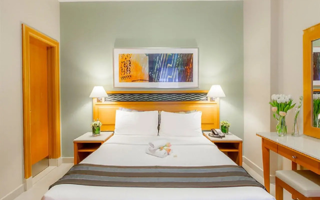 Golden Sands 3