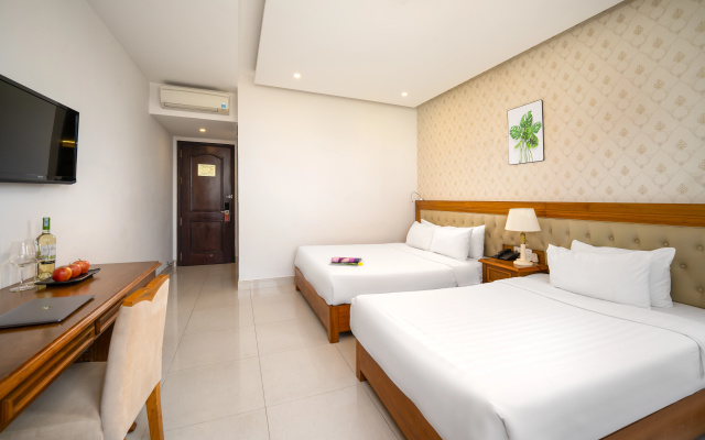 Royal Family Hotel Da Nang – Guest Rooms – Da Nang