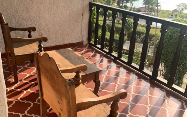 Hotel Bahia Atitlan
