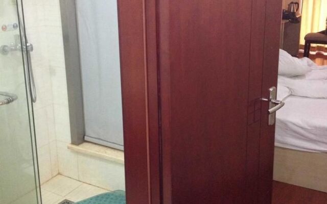 Suzhou Hefeng Business Hotel