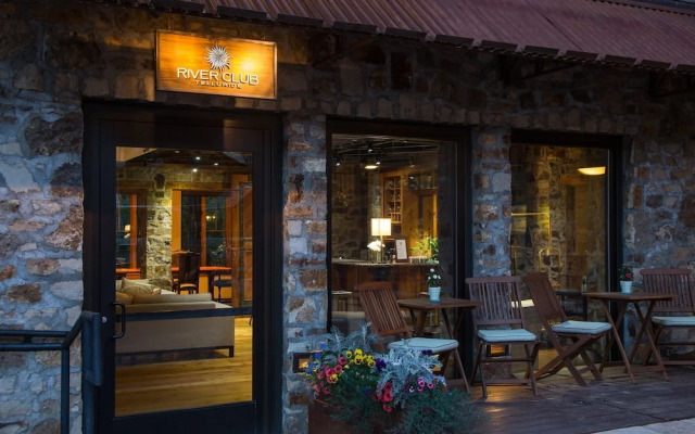 River Club 103 3 Bedroom Condo by Alpine Lodging Telluride