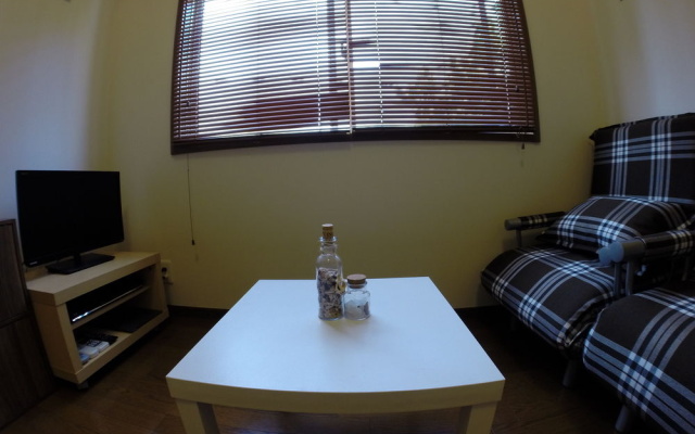 Flying Sumo Surf Company – Guest Rooms – Onjuku