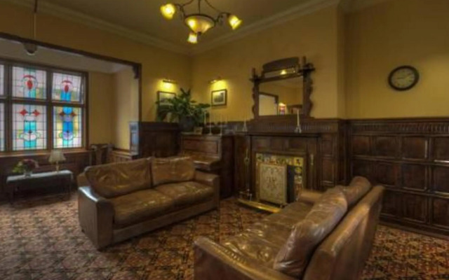 Bridge Inn Hotel