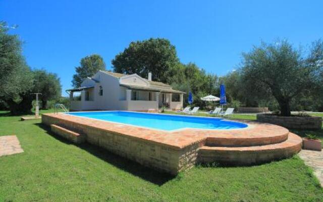 Vari Estate