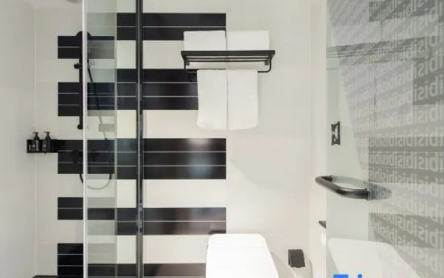 Ibis Hotel (Changchun Quan'an Plaza Airport Bus Shop) – Bathroom – Changchun