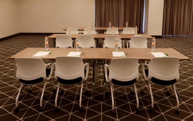 Holiday Inn Hotel And Suites Monterrey Apodaca Zona Airport by IHG