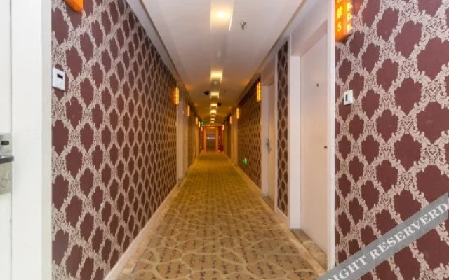 Yiwu Mingjing Hotel
