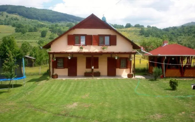 Hanga Guesthouse