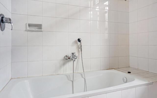 Capital O 90596 Hotel Griya Astoeti