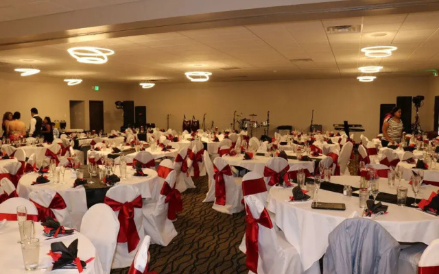 Ramada Inn