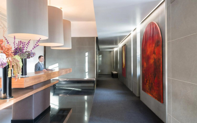 Grosvenor House Suites