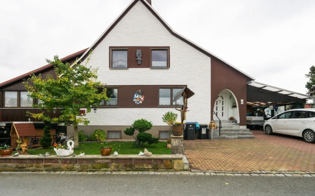 Peaceful Apartment in Lichtenhain With Private Terrace