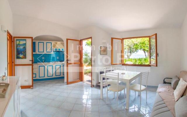 24PN - Vecchio Marino splendido villino vista mare