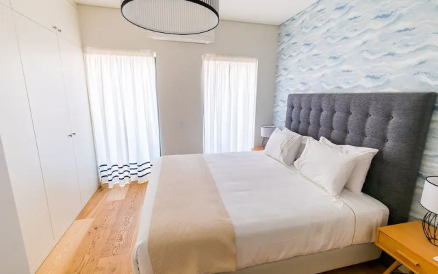 JOIVY Bairro Alto 2-BR Apartment w/Large Terrace