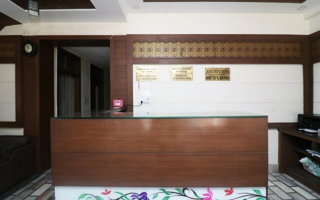 Amba Inn By Oyo Rooms