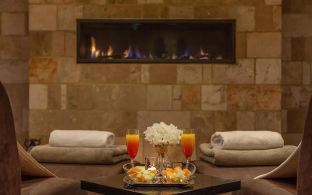 Radisson Sas Hotel And Spa