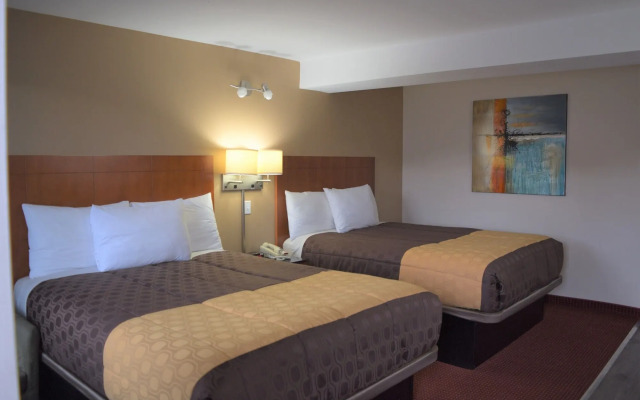 Knights Inn Arnprior