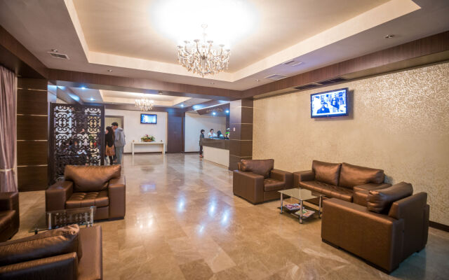 Premier Expo Hotel