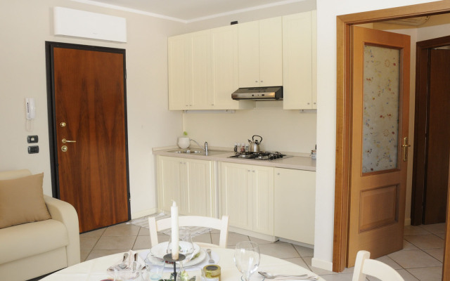Bs-i633-viem71a1 - Arcimboldo House 2 2