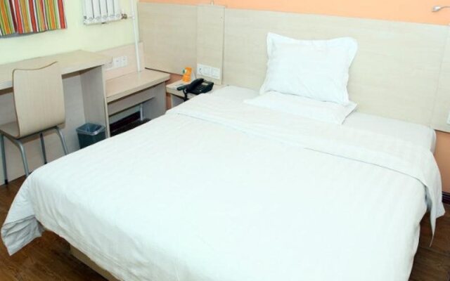7Days Inn Taiyuan Jiannan Bus Station