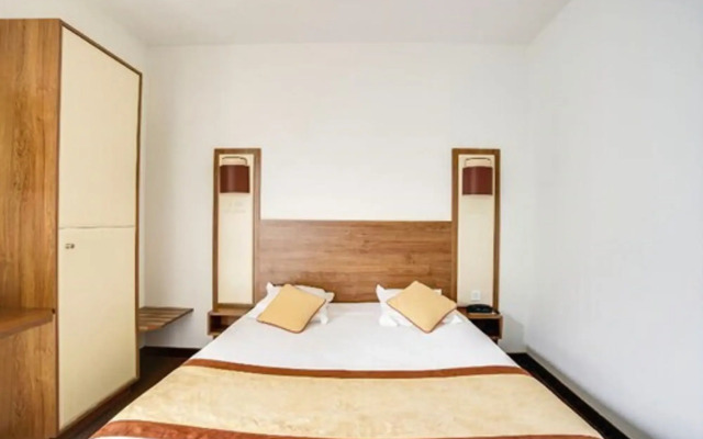 Brit Hotel La Cote Des Havres