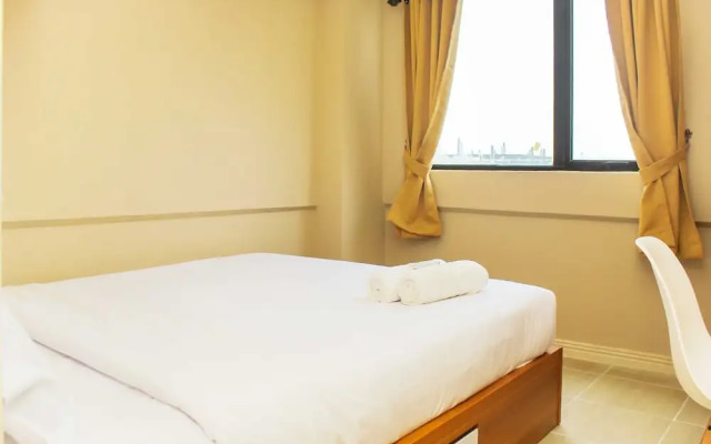 Well Appointed 2Br At Meikarta Apartment