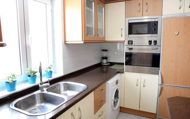 Duplex Karivu Gavídia