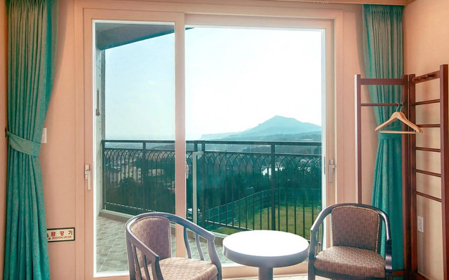 J View Hotel