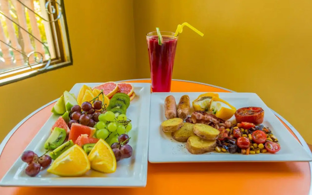 Shine Country Resort Hotel - Hostel