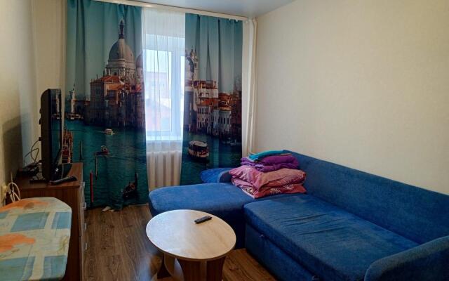 Апартаменты на проспекте Космонавтов 15