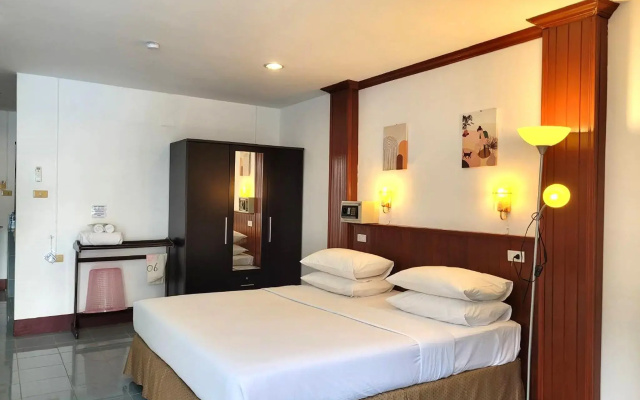 Rabbit Mansion Patong Hotel