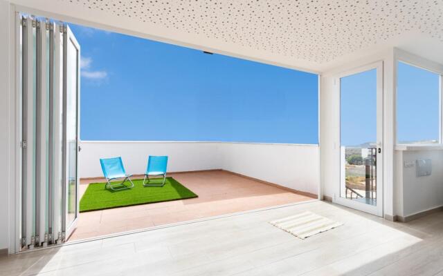 Home2Book Beautiful Duplex Parque La Reina + Wifi