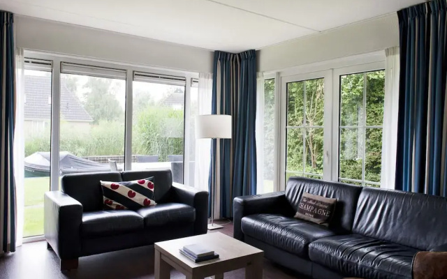 Bungalow in Friesland With Private Spa & Sloop