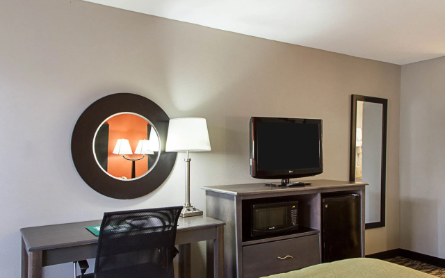 Motel 6 La Place, LA