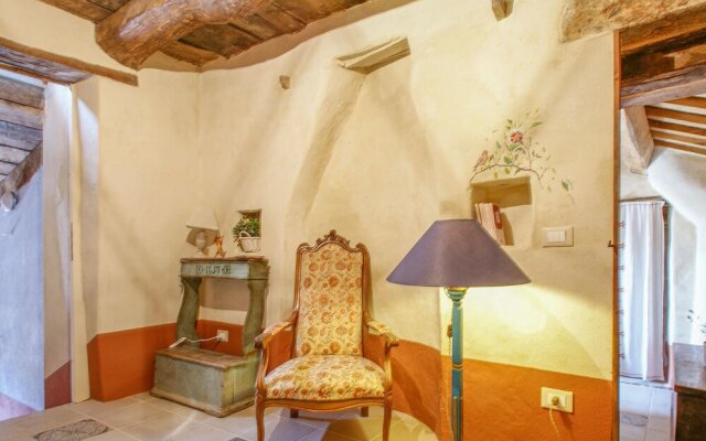 Beautiful Apartment in Villagrande di Monteco With 2 Bedrooms
