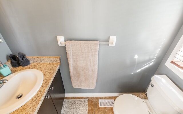 GLOBALSTAY. Modern 3-4 Bedroom Town